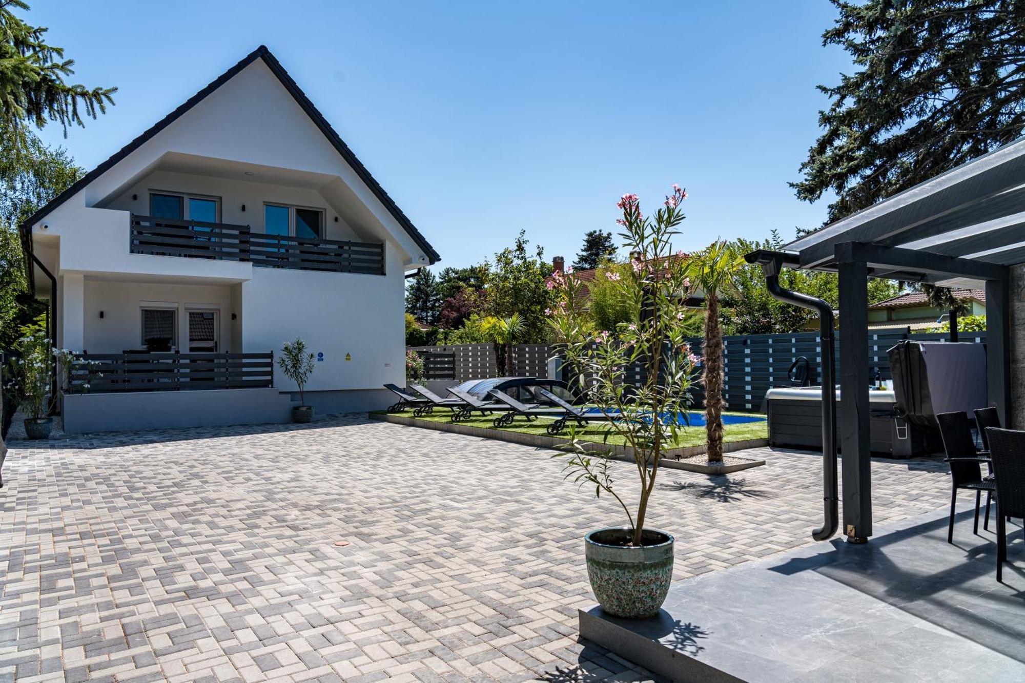 Balatonic Lime Apartmanhaz Siófok Extérieur photo