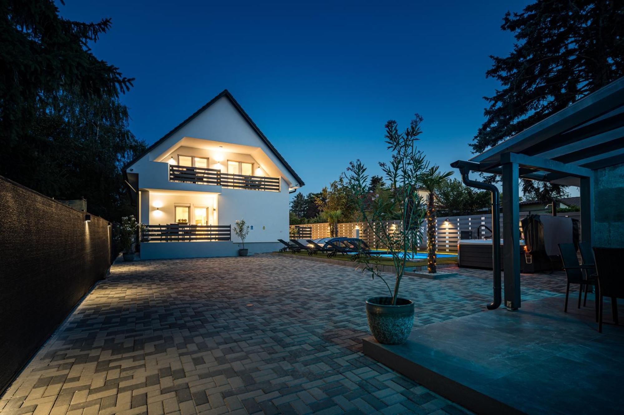 Balatonic Lime Apartmanhaz Siófok Extérieur photo