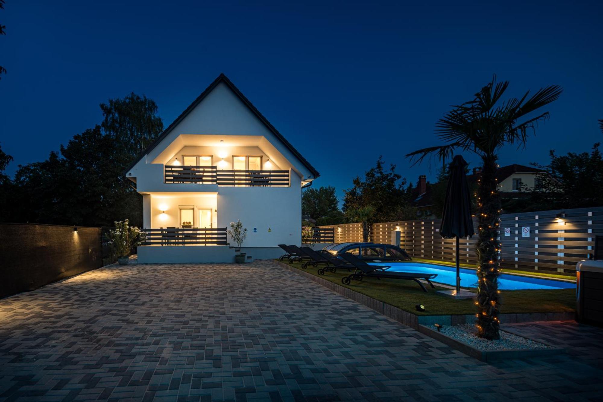 Balatonic Lime Apartmanhaz Siófok Extérieur photo